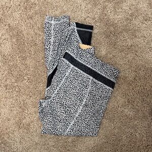 Lululemon Athletica Black and White Patterned Leggings